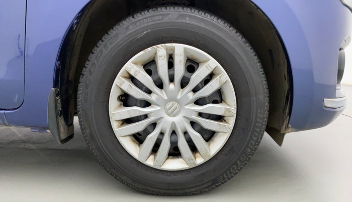 2017 Maruti Dzire VDI, Diesel, Manual, 42,829 km, Right Front Wheel