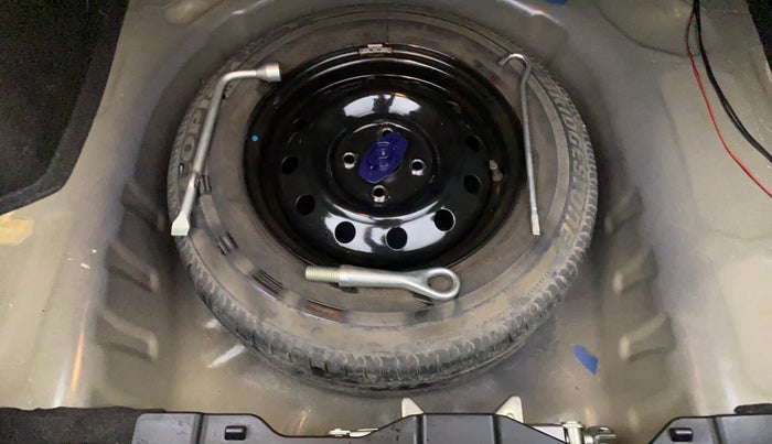 2017 Maruti Dzire VDI, Diesel, Manual, 42,829 km, Spare Tyre