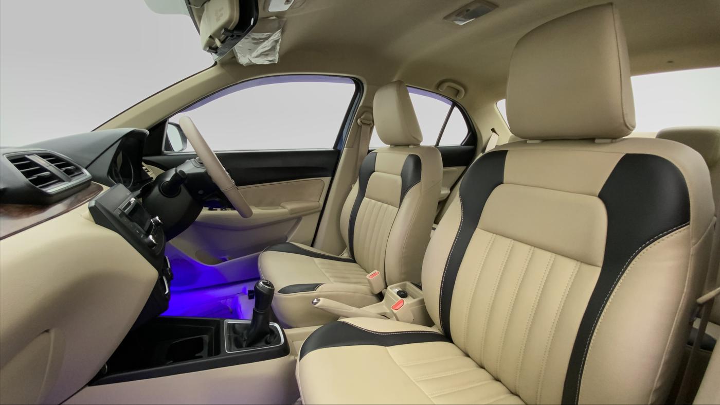 2017 Maruti Dzire VDI, Diesel, Manual, 42,829 km, Right Side Front Door Cabin
