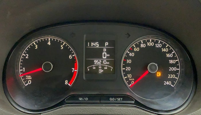 2017 Volkswagen Vento HIGHLINE PLUS 1.2 AT 16 ALLOY, Petrol, Automatic, 95,879 km, Odometer Image