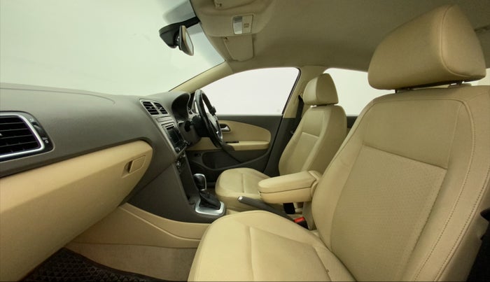 2017 Volkswagen Vento HIGHLINE PLUS 1.2 AT 16 ALLOY, Petrol, Automatic, 95,879 km, Right Side Front Door Cabin
