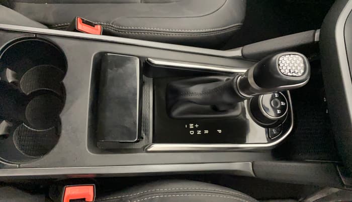 2020 Tata Harrier XZA PLUS 2.0L, Diesel, Automatic, 44,628 km, Gear Lever
