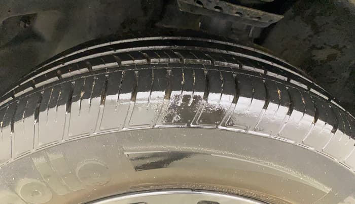 2020 Tata Harrier XZA PLUS 2.0L, Diesel, Automatic, 44,628 km, Left Front Tyre Tread