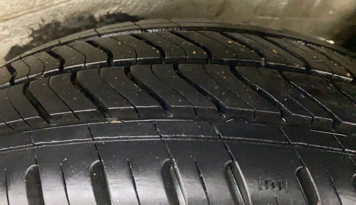 2018 Maruti Wagon R 1.0 VXI, Petrol, Manual, 91,526 km, Left Rear Tyre Tread