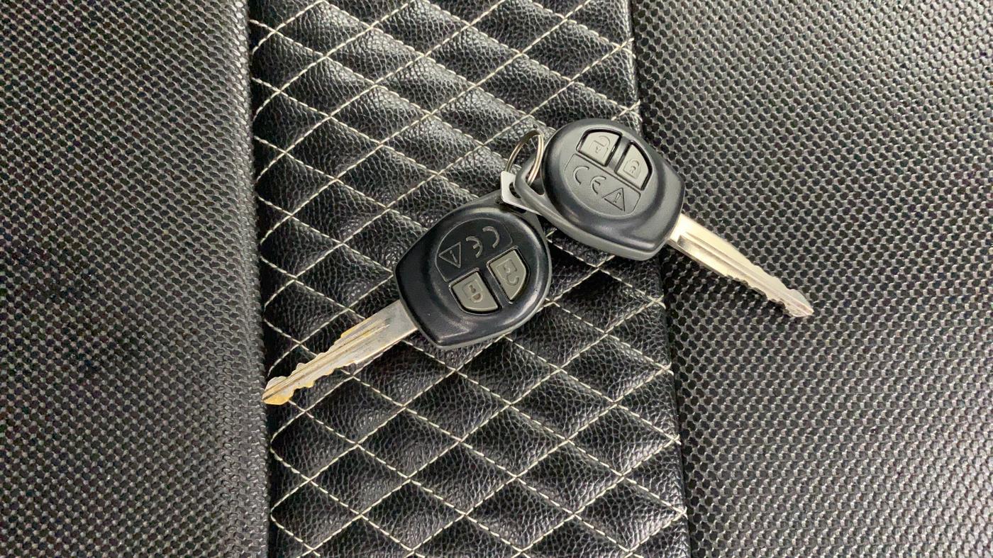 2018 Maruti Baleno DELTA PETROL 1.2, Petrol, Manual, 37,942 km, Key Close Up