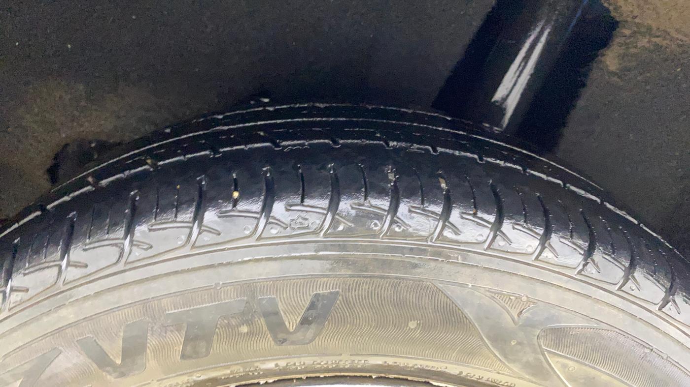 2018 Maruti Baleno DELTA PETROL 1.2, Petrol, Manual, 37,942 km, Left Rear Tyre Tread
