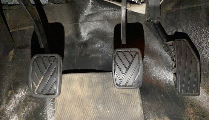 2022 Maruti Baleno ZETA PETROL 1.2, Petrol, Manual, 45,369 km, Pedals