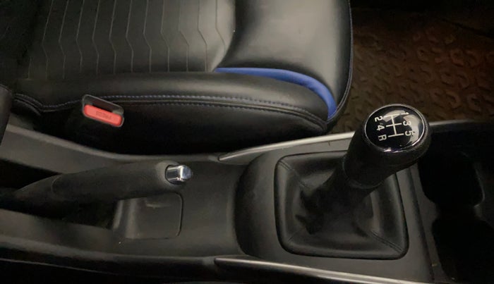 2022 Maruti Baleno ZETA PETROL 1.2, Petrol, Manual, 45,369 km, Gear Lever