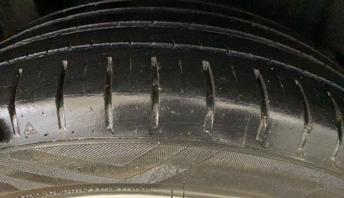 2022 Maruti Baleno ZETA PETROL 1.2, Petrol, Manual, 45,369 km, Right Rear Tyre Tread