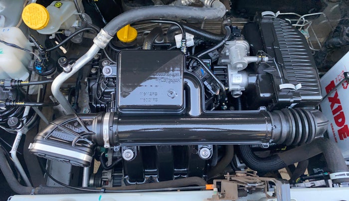 2022 Renault TRIBER RXZ AMT, Petrol, Automatic, 14,124 km, Engine View