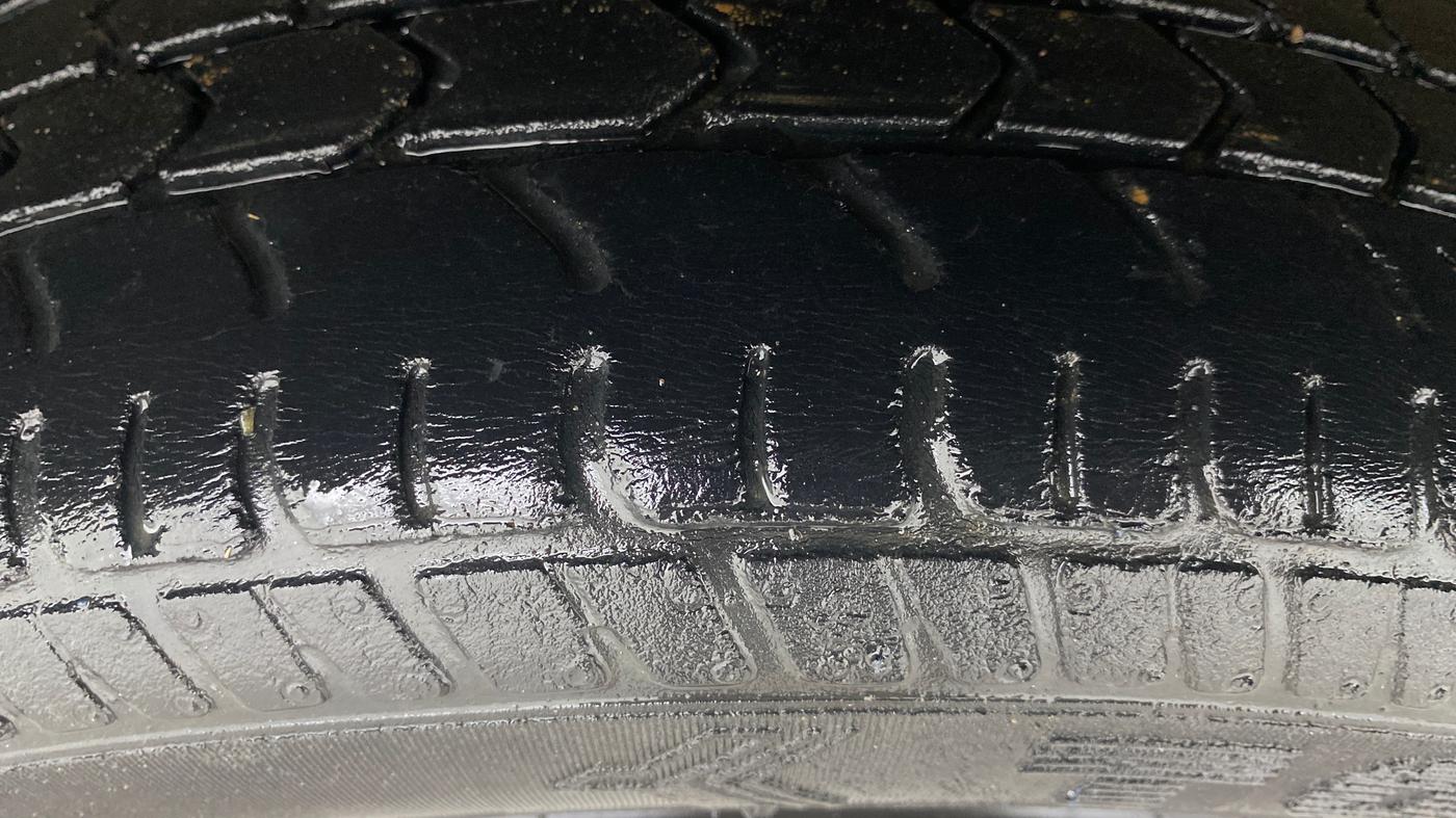 2019 Maruti Alto K10 VXI AMT, Petrol, Automatic, 43,863 km, Right Rear Tyre Tread