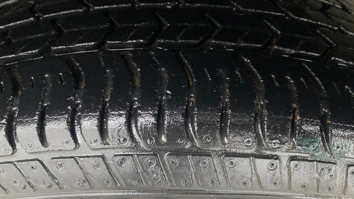 2019 Maruti Alto K10 VXI AMT, Petrol, Automatic, 43,863 km, Left Front Tyre Tread
