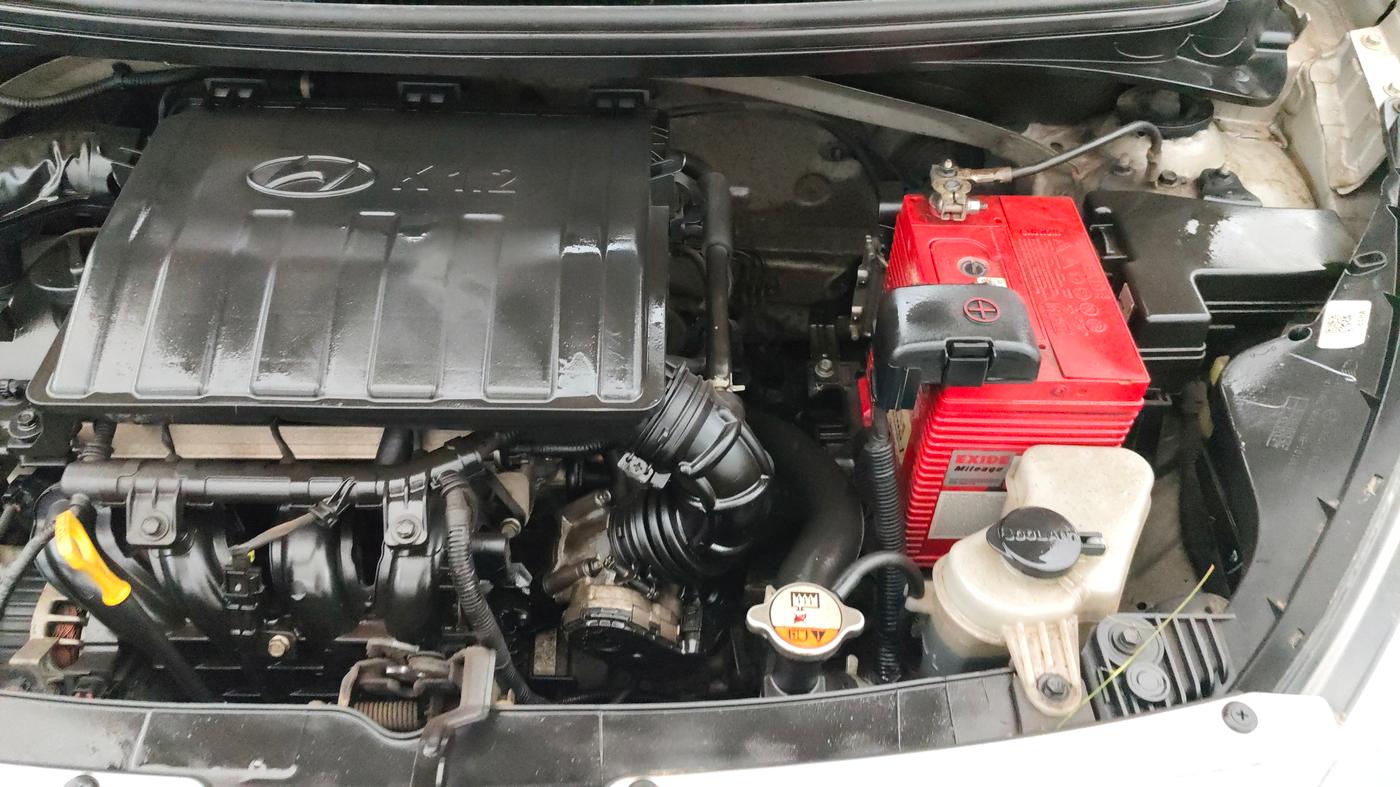 2015 Hyundai Xcent S 1.2, Petrol, Manual, 79,605 km, Engine View - Left