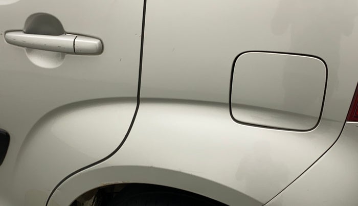 2017 Maruti IGNIS DELTA 1.2, Petrol, Manual, 30,125 km, Left quarter panel - Minor scratches