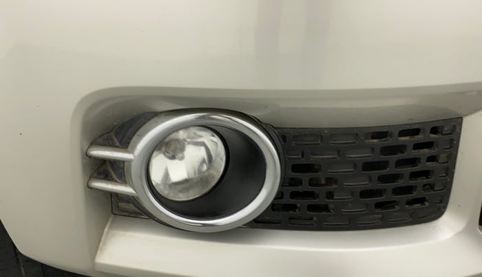 2017 Maruti IGNIS DELTA 1.2, Petrol, Manual, 30,125 km, Right fog light - Not working