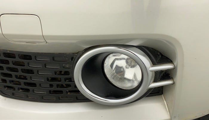 2017 Maruti IGNIS DELTA 1.2, Petrol, Manual, 30,125 km, Left fog light - Not working