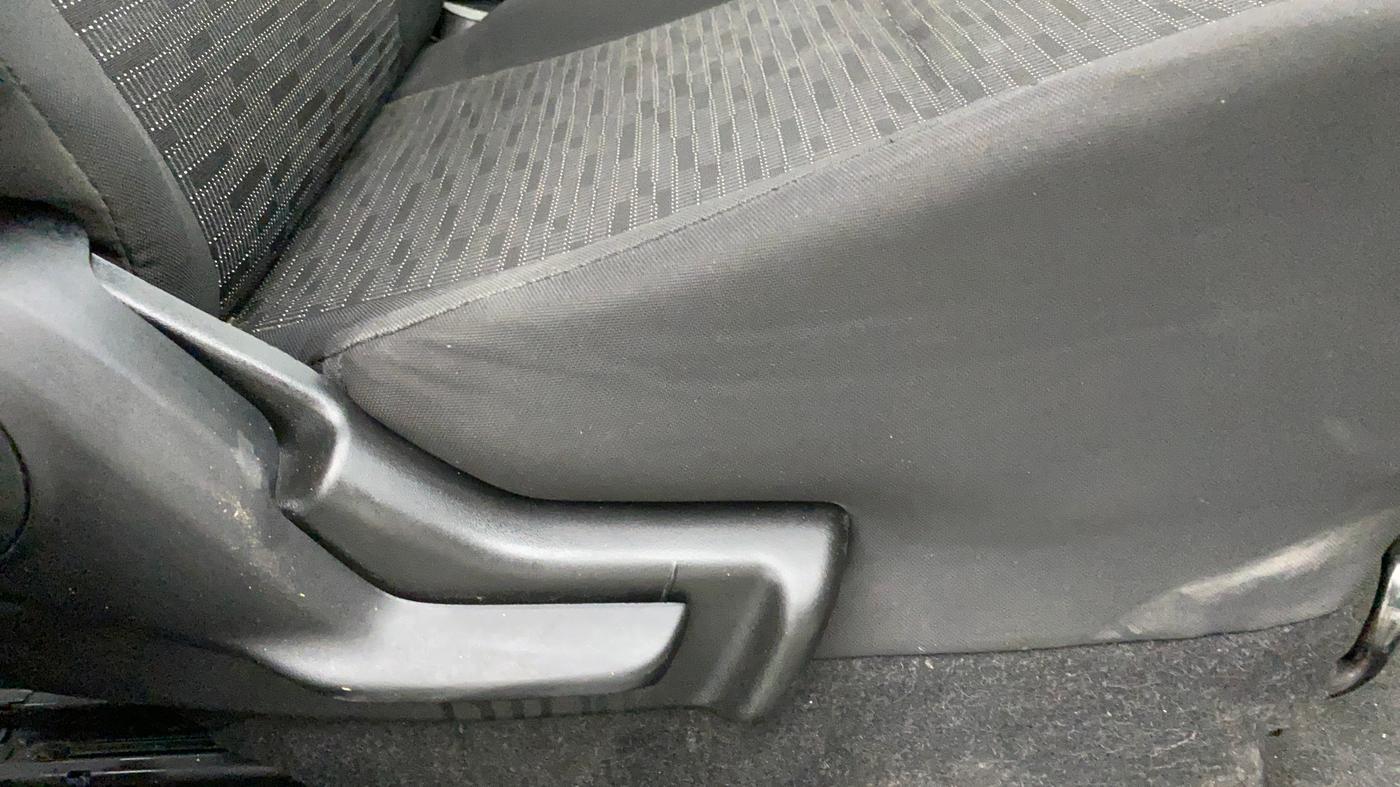 2017 Maruti IGNIS DELTA 1.2, Petrol, Manual, 30,125 km, Driver Side Adjustment Panel