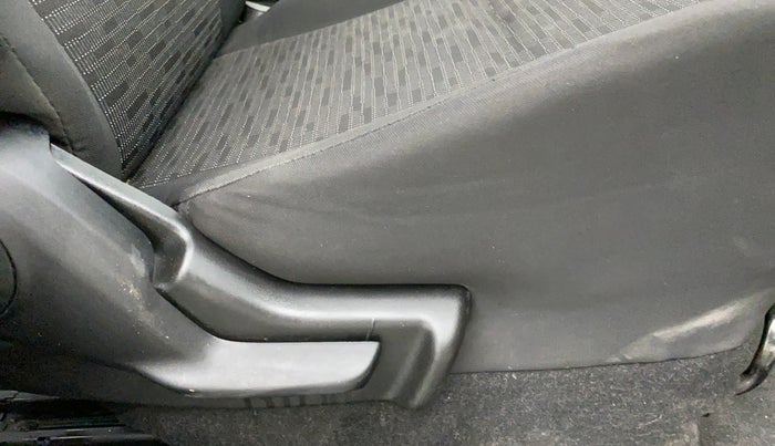 2017 Maruti IGNIS DELTA 1.2, Petrol, Manual, 30,125 km, Driver Side Adjustment Panel