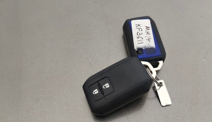 2022 Maruti Swift ZXI AMT, Petrol, Automatic, 60,280 km, Key Close Up