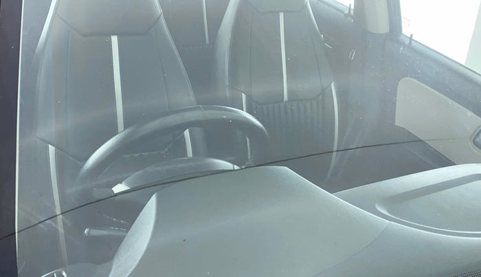 2020 Maruti Alto LXI OPT CNG, CNG, Manual, 25,115 km, Front windshield - Minor spot on windshield