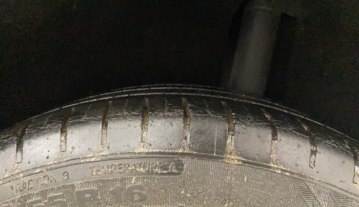 2016 Maruti Baleno ALPHA PETROL 1.2, Petrol, Manual, 67,780 km, Left Rear Tyre Tread