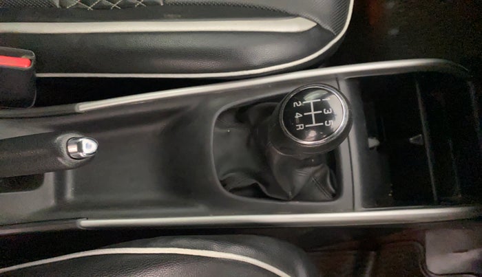 2016 Maruti Baleno ALPHA PETROL 1.2, Petrol, Manual, 67,780 km, Gear Lever