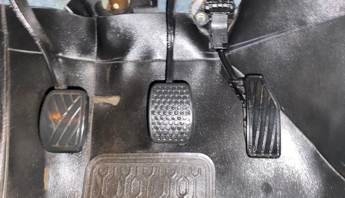 2016 Maruti Baleno ALPHA PETROL 1.2, Petrol, Manual, 67,780 km, Pedals