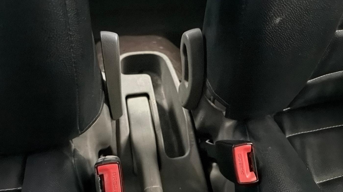 2014 Hyundai i10 MAGNA 1.1, Petrol, Manual, 43,902 km, Driver Side Adjustment Panel