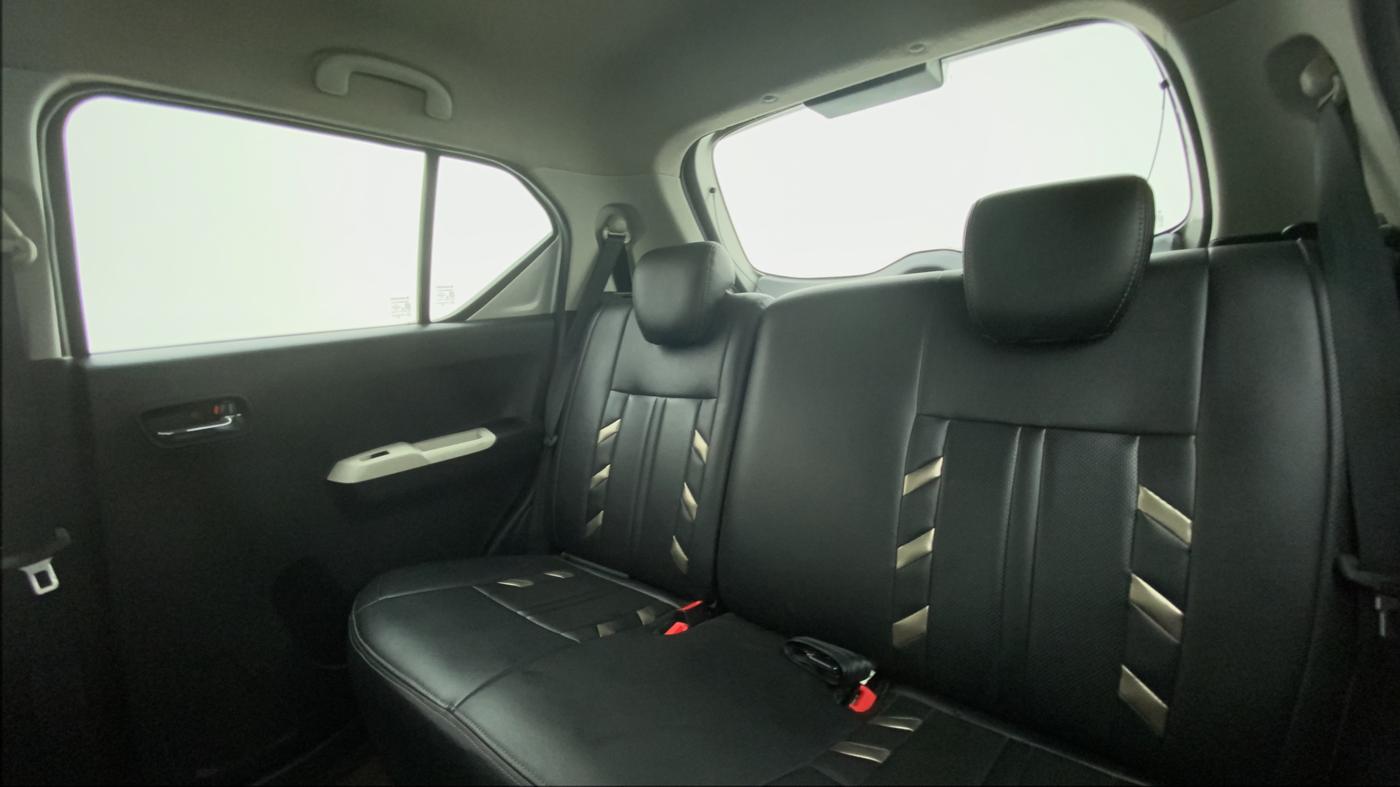 2017 Maruti IGNIS DELTA 1.2 K12, Petrol, Manual, 37,503 km, Right Side Rear Door Cabin