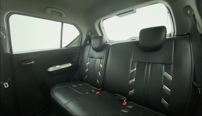 2017 Maruti IGNIS DELTA 1.2 K12, Petrol, Manual, 37,503 km, Right Side Rear Door Cabin