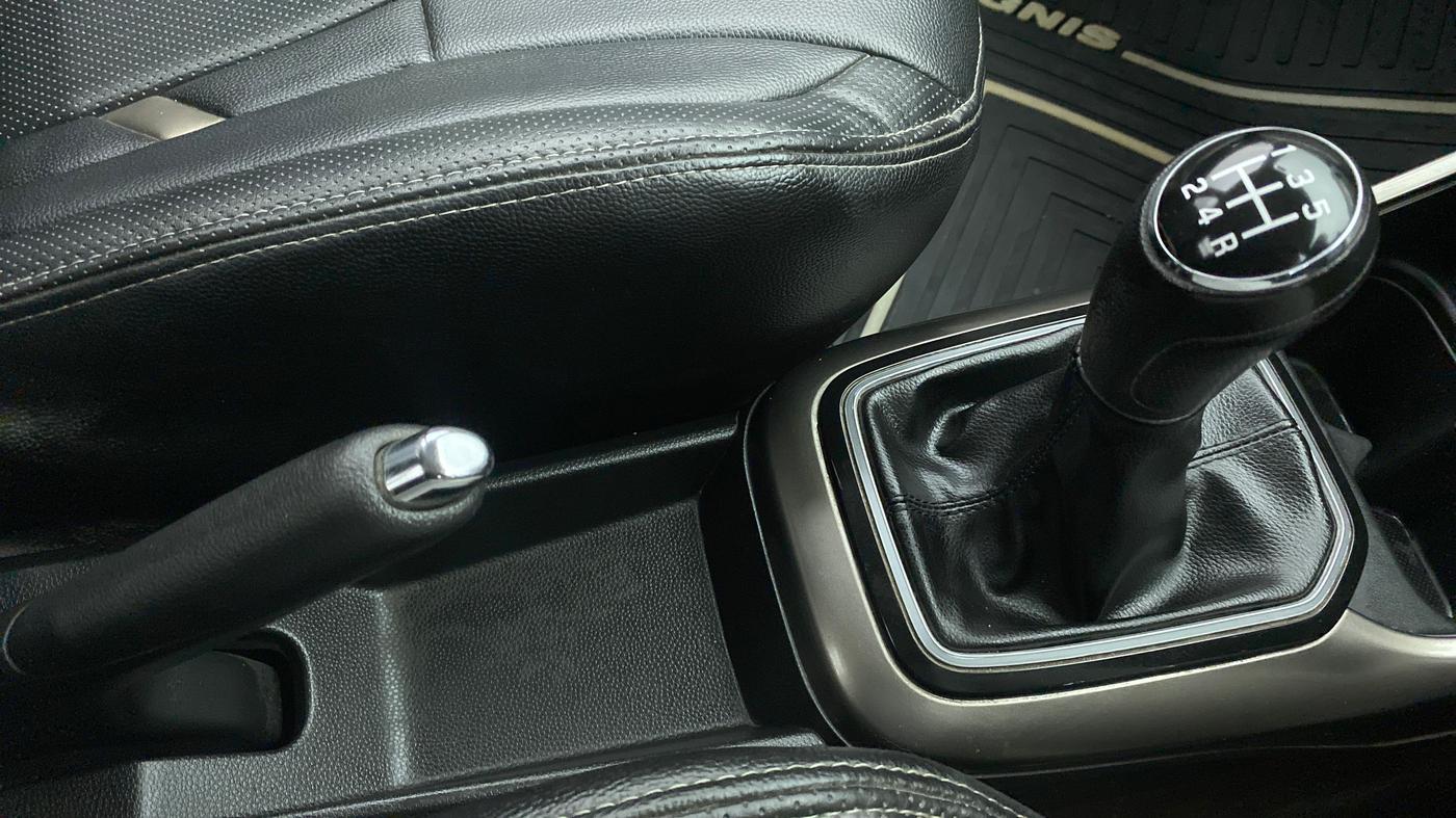 2017 Maruti IGNIS DELTA 1.2 K12, Petrol, Manual, 37,503 km, Gear Lever