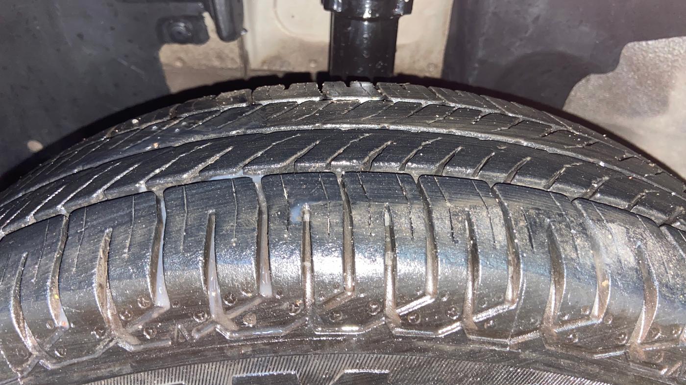 2016 Renault Kwid RXT 0.8, Petrol, Manual, 73,515 km, Left Front Tyre Tread
