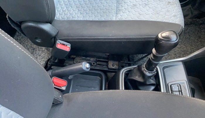 2020 Datsun Redi Go T(O) 1.0, Petrol, Manual, 41,254 km, Gear Lever