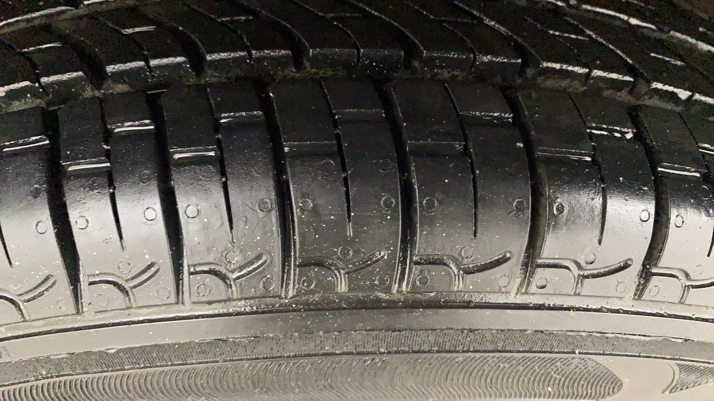 2018 Datsun Redi Go S 1.0 AMT, Petrol, Automatic, 54,941 km, Left Front Tyre Tread