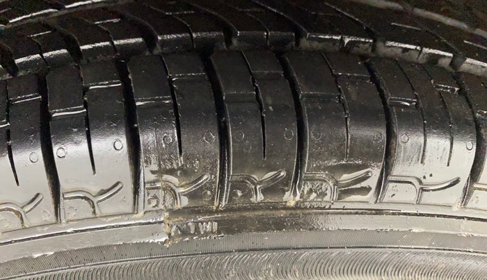 2018 Datsun Redi Go S 1.0 AMT, Petrol, Automatic, 54,941 km, Right Front Tyre Tread