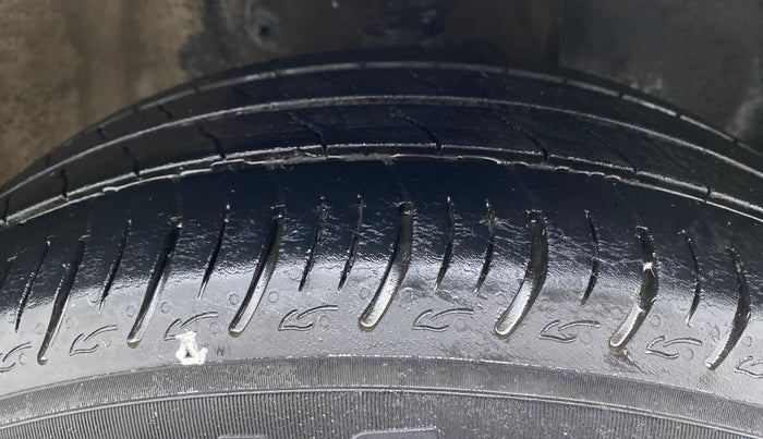2018 Maruti IGNIS SIGMA 1.2, CNG, Manual, 71,361 km, Right Front Tyre Tread