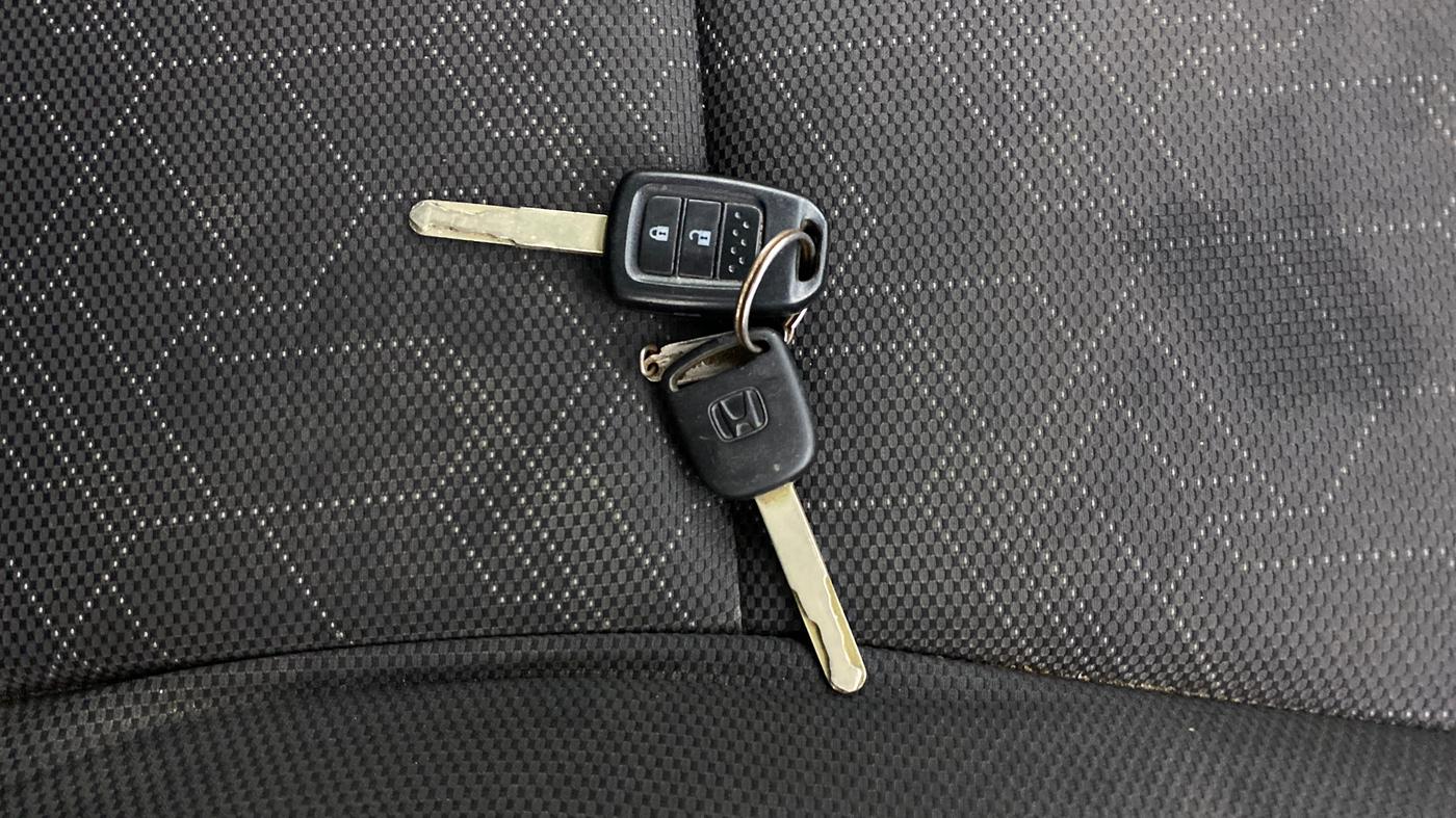 2017 Honda Jazz 1.2L I-VTEC VX, Petrol, Manual, 35,691 km, Key Close Up