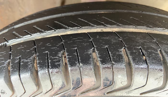 2014 Maruti Alto 800 LXI, Petrol, Manual, 61,546 km, Right Front Tyre Tread
