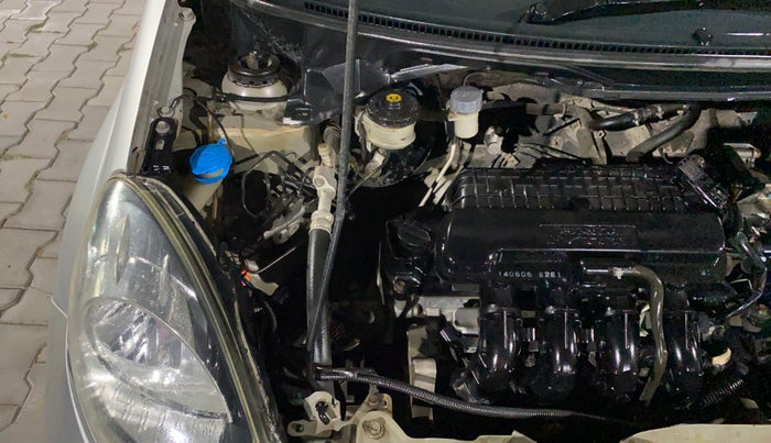 2014 Honda Brio V MT, Petrol, Manual, 79,294 km, Engine View - Right