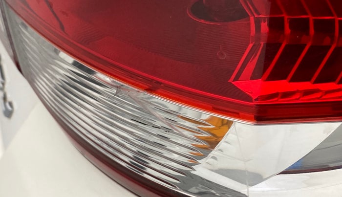 2018 Toyota YARIS J CVT, Petrol, Automatic, 92,585 km, Right tail light - Minor damage