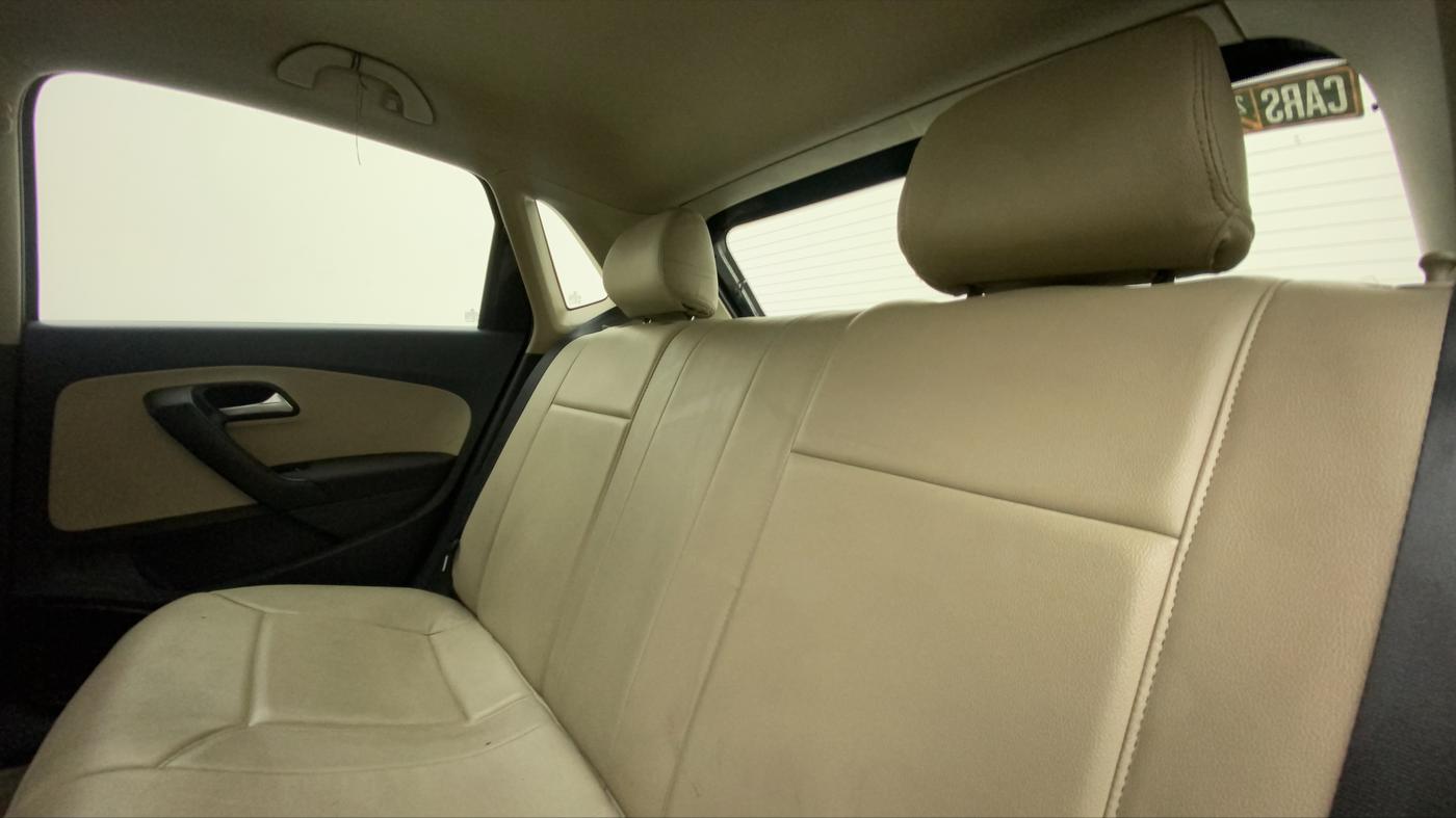 2013 Volkswagen Polo HIGHLINE1.2L, Petrol, Manual, 65,618 km, Right Side Rear Door Cabin