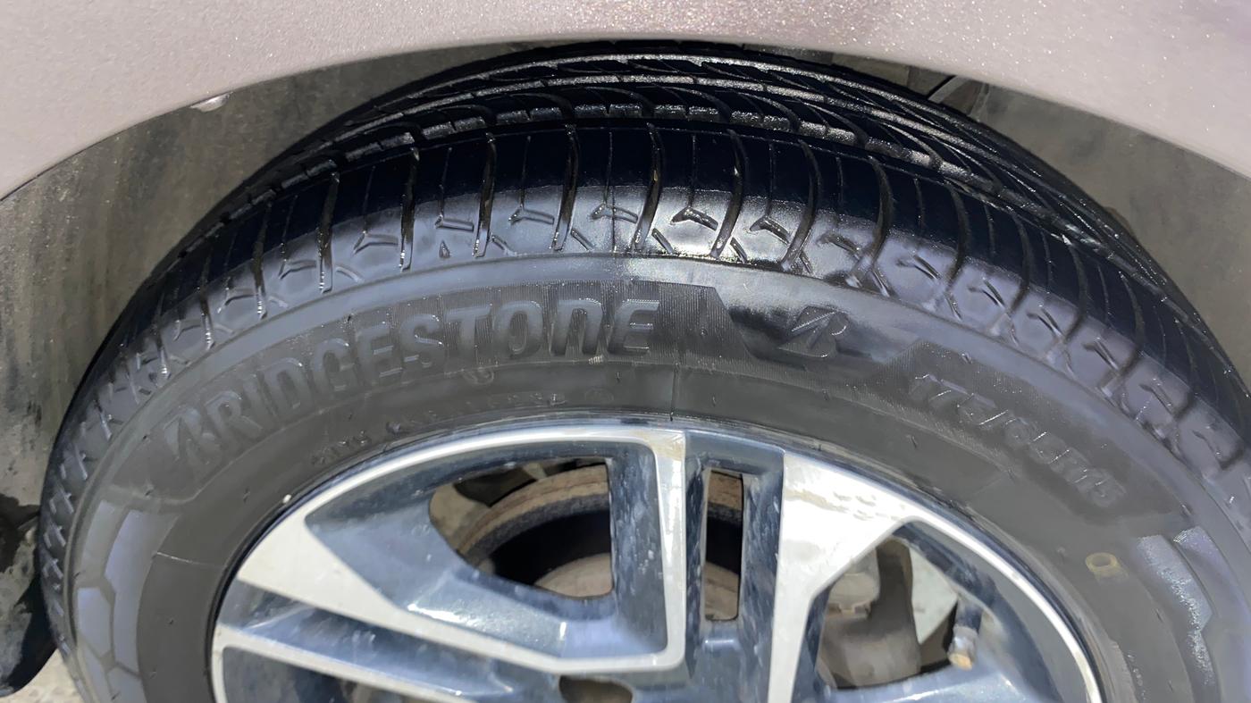 2018 Tata TIGOR XZ PLUS PETROL, Petrol, Manual, 49,591 km, Right Front Tyre Tread
