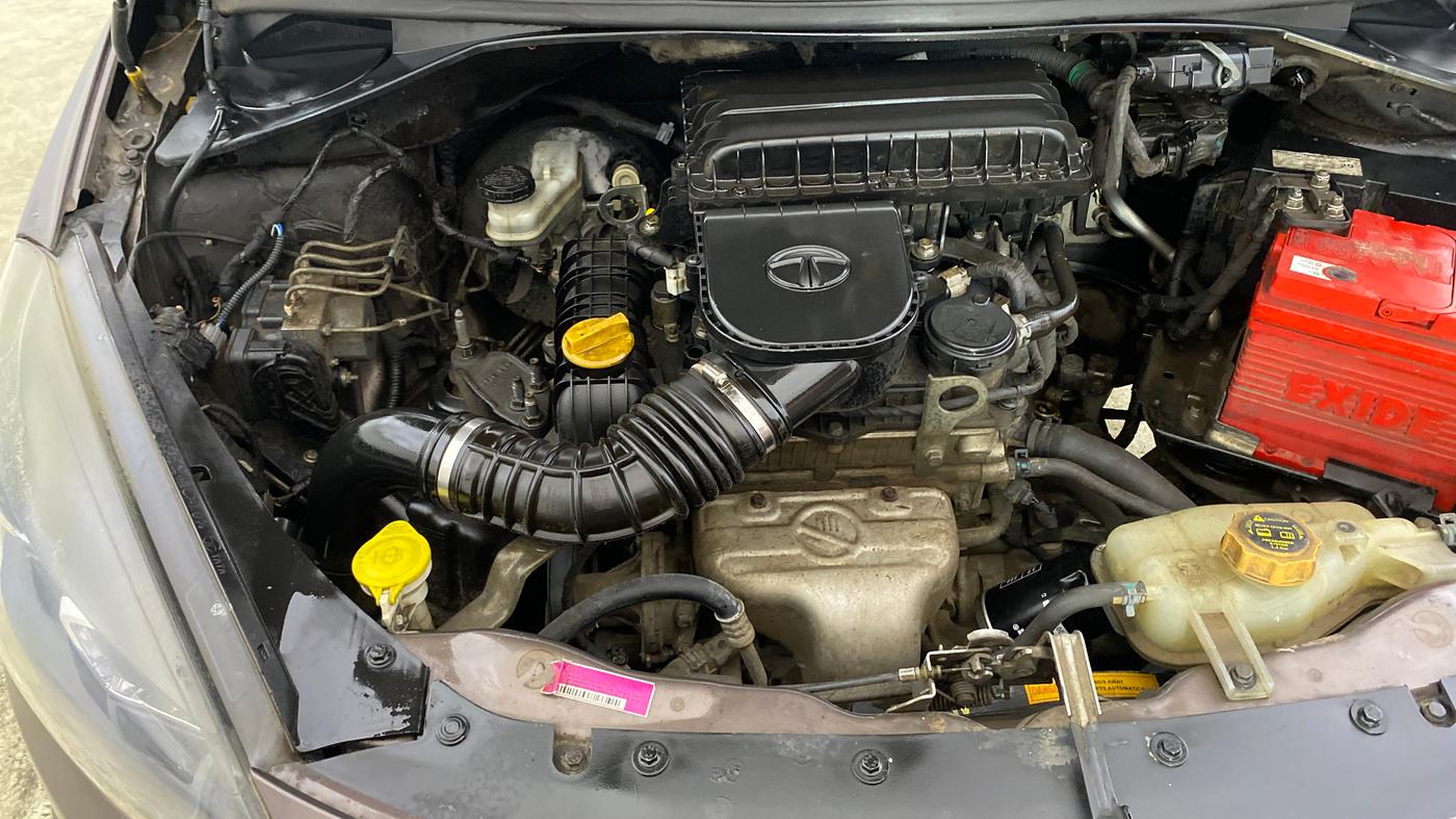 2018 Tata TIGOR XZ PLUS PETROL, Petrol, Manual, 49,591 km, Engine View - Right