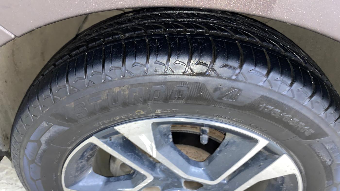 2018 Tata TIGOR XZ PLUS PETROL, Petrol, Manual, 49,591 km, Left Front Tyre Tread