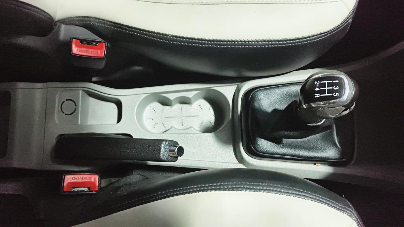 2018 Tata Tiago XM PETROL, Petrol, Manual, 75,428 km, Gear Lever
