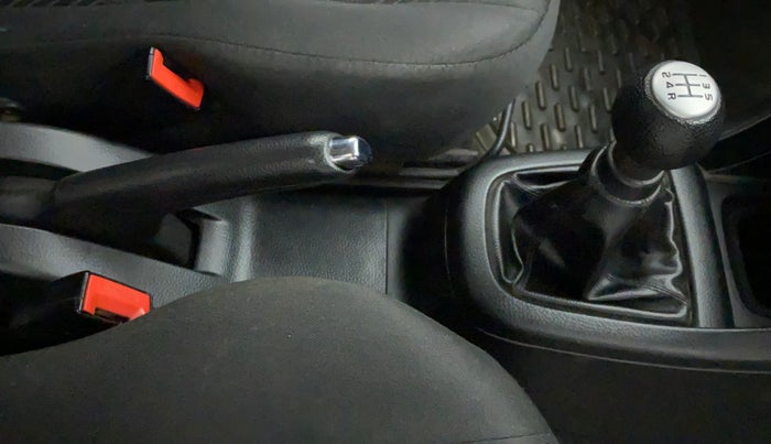 2012 Maruti Swift VDI, Diesel, Manual, 93,099 km, Gear Lever