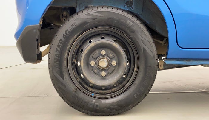 2017 Maruti Alto 800 LXI, Petrol, Manual, 1,21,145 km, Right Rear Wheel