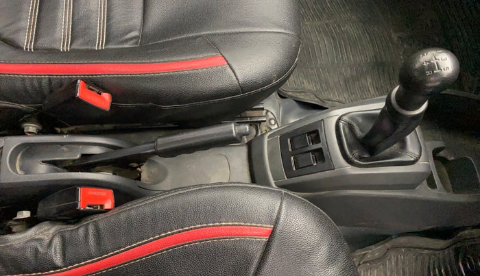 2017 Maruti Alto 800 LXI, Petrol, Manual, 1,21,145 km, Gear Lever