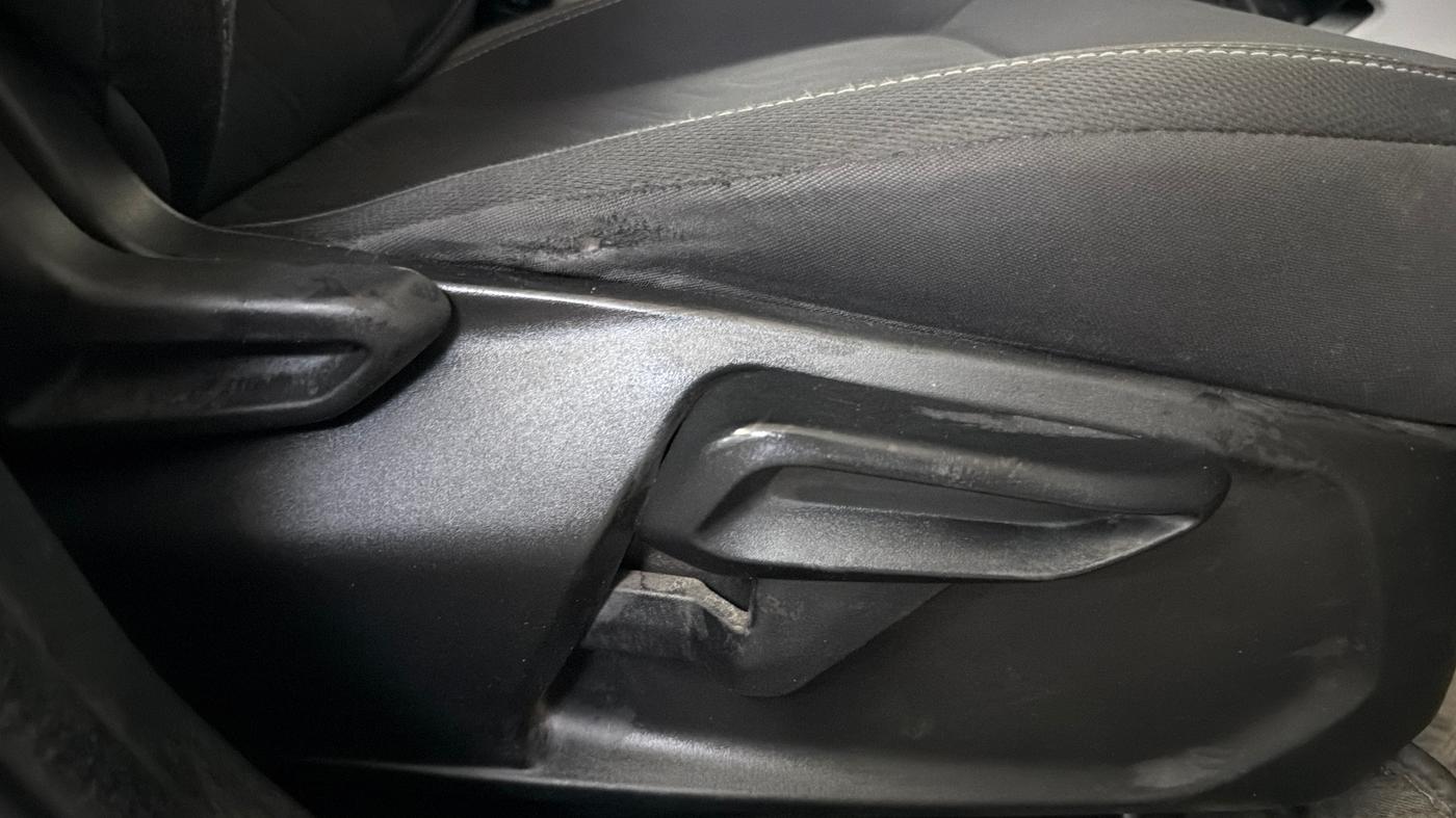 2021 Tata NEXON XZA PLUS SUNROOF PETROL, CNG, Automatic, 92,625 km, Driver Side Adjustment Panel