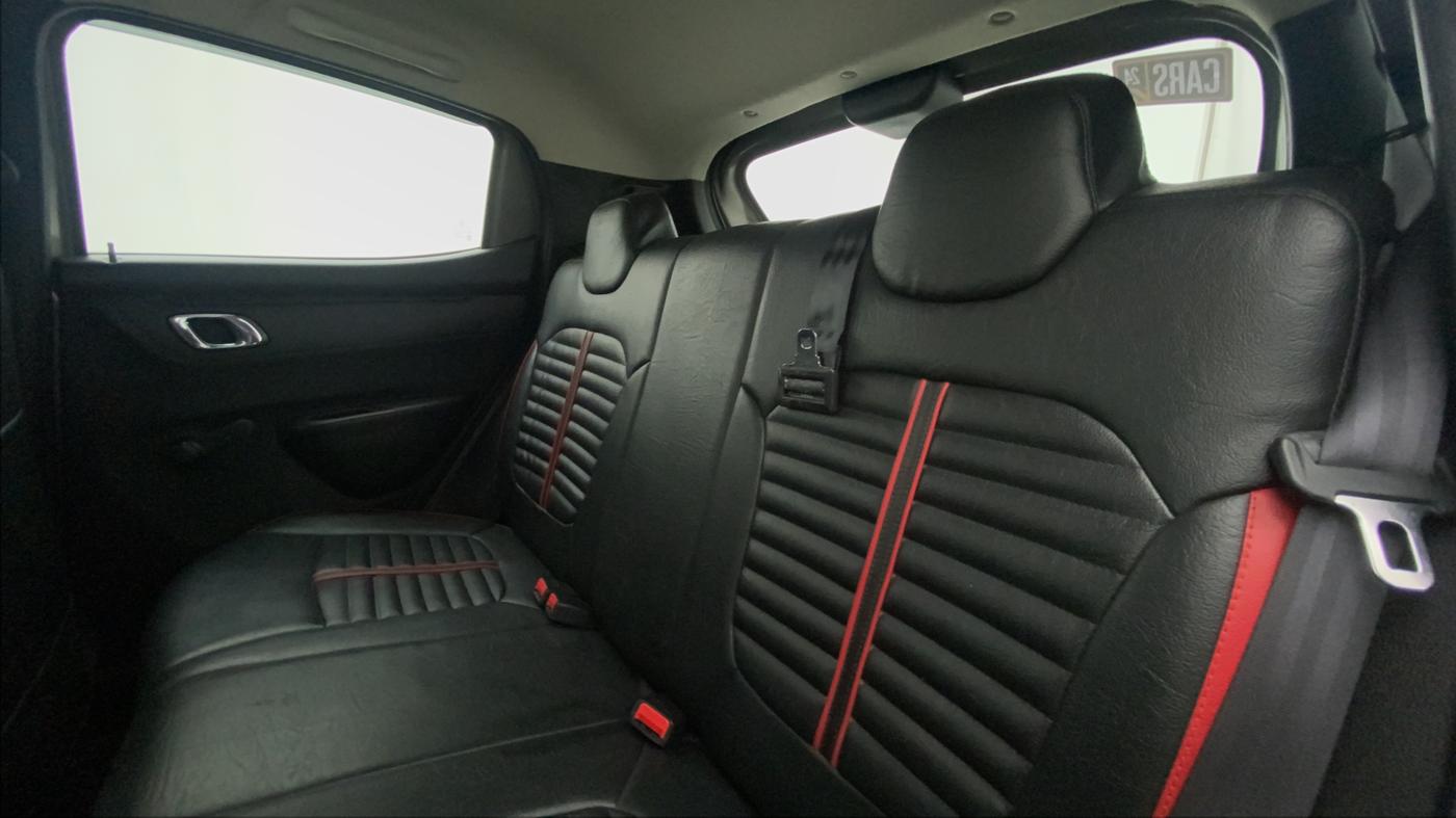 2019 Renault Kwid RXT 1.0 AMT (O), Petrol, Automatic, 13,683 km, Right Side Rear Door Cabin